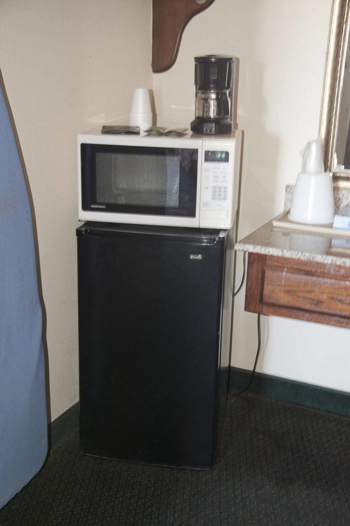 Victorian Inn & Suites Nacogdoches Esterno foto