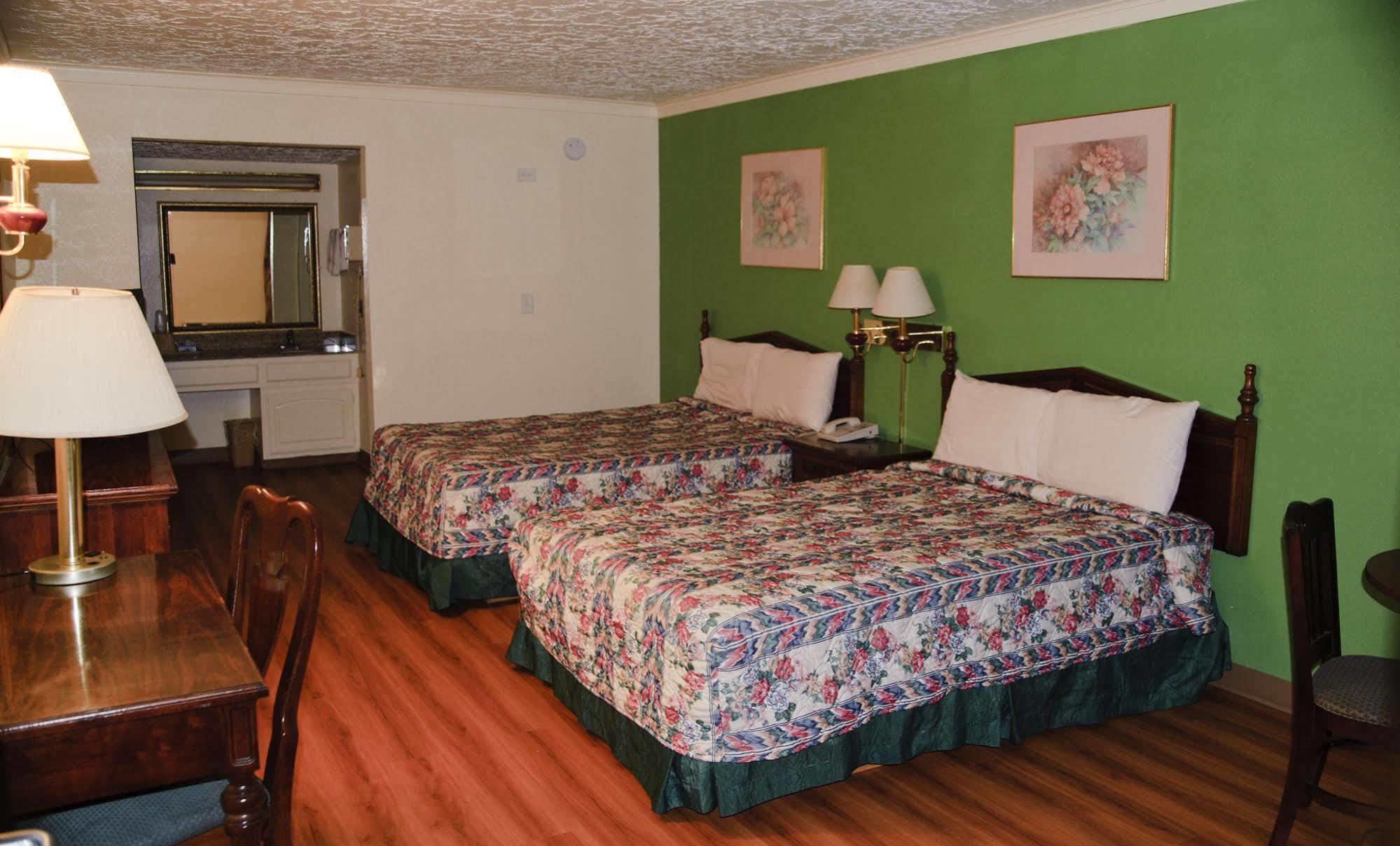 Victorian Inn & Suites Nacogdoches Esterno foto