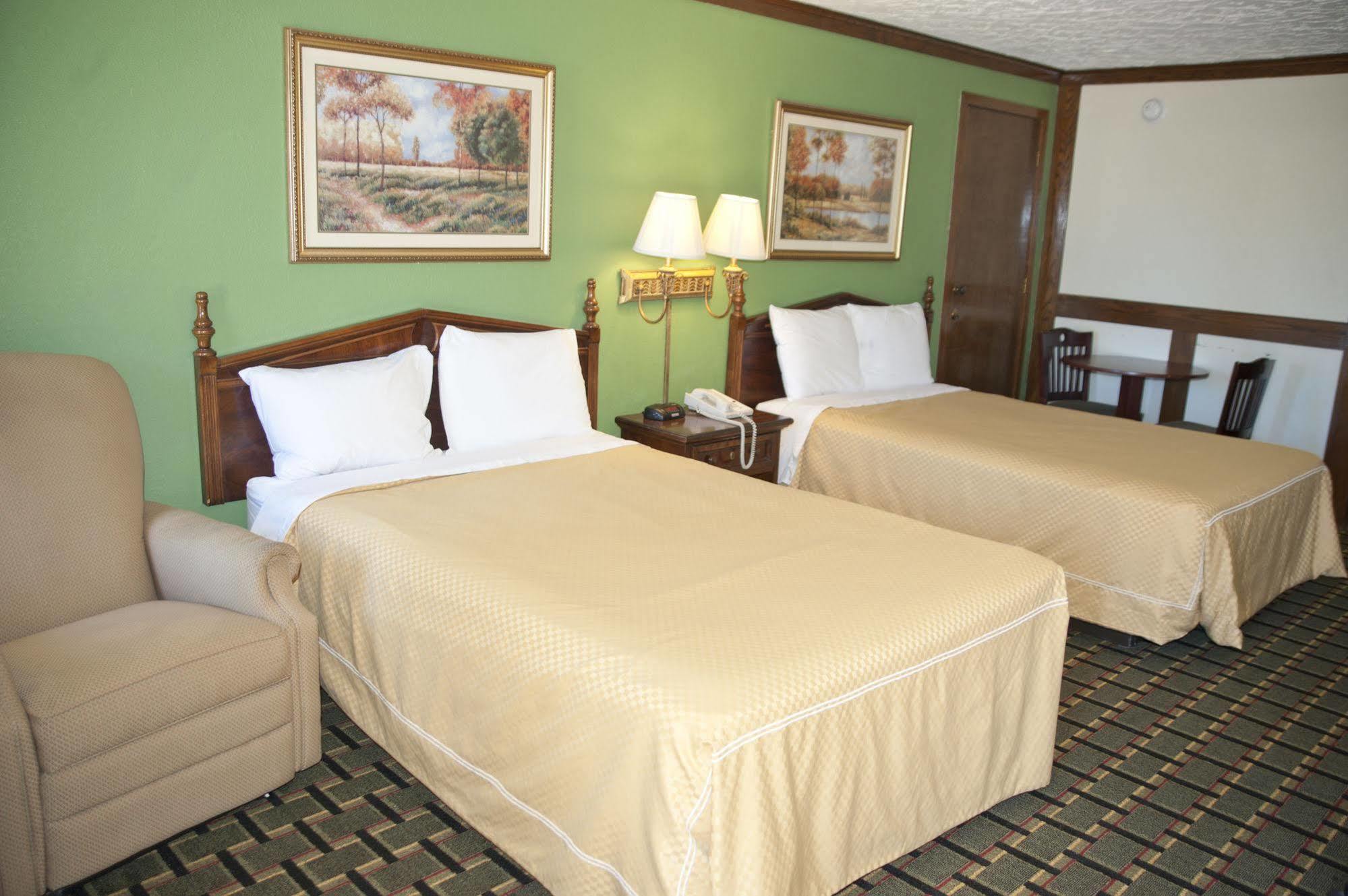 Victorian Inn & Suites Nacogdoches Esterno foto