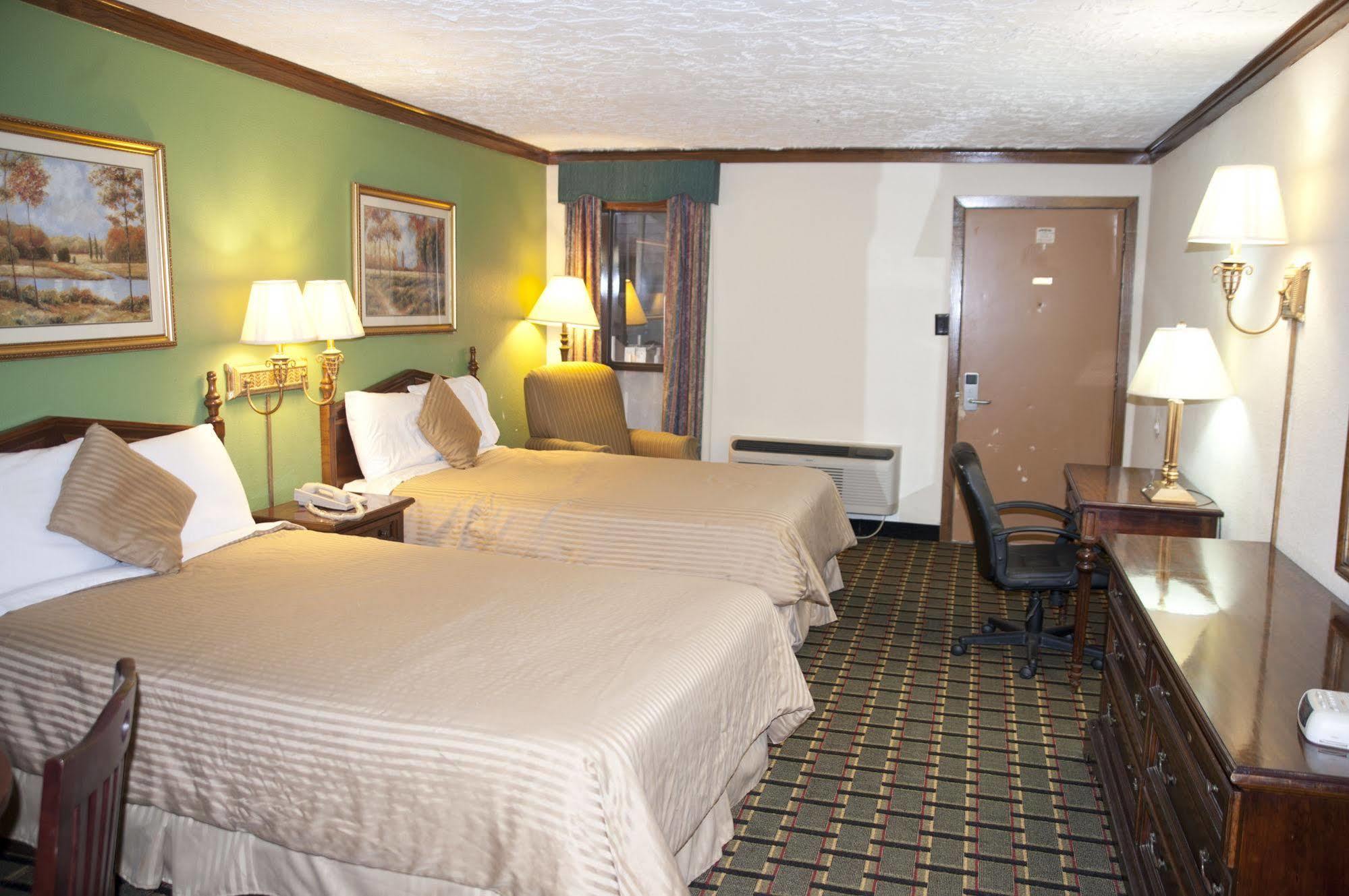 Victorian Inn & Suites Nacogdoches Esterno foto